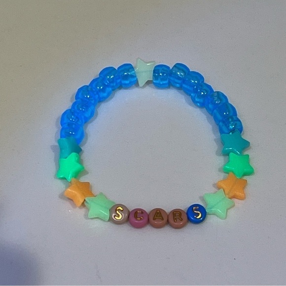 Kandi Swiftie glow in the dark festival concert bracelet SCARS, one of a kind - Picture 2 of 6